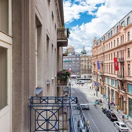 Spacious Apartment With Balcony At Wenceslas Sq Praga Zewnętrze zdjęcie